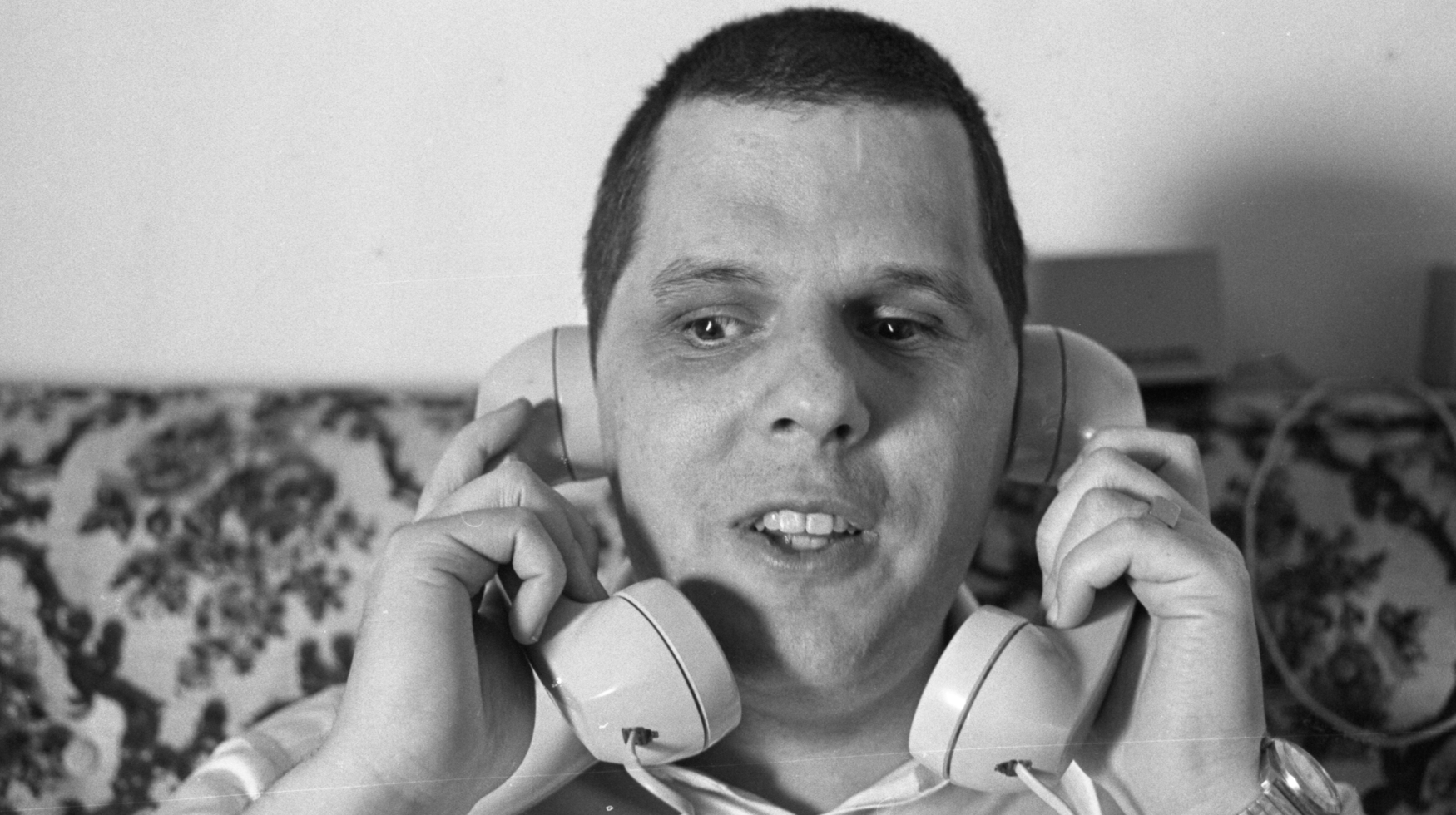 Phreaks and Geeks: Joybubbles and the Pre-History of Hacking - Decipher